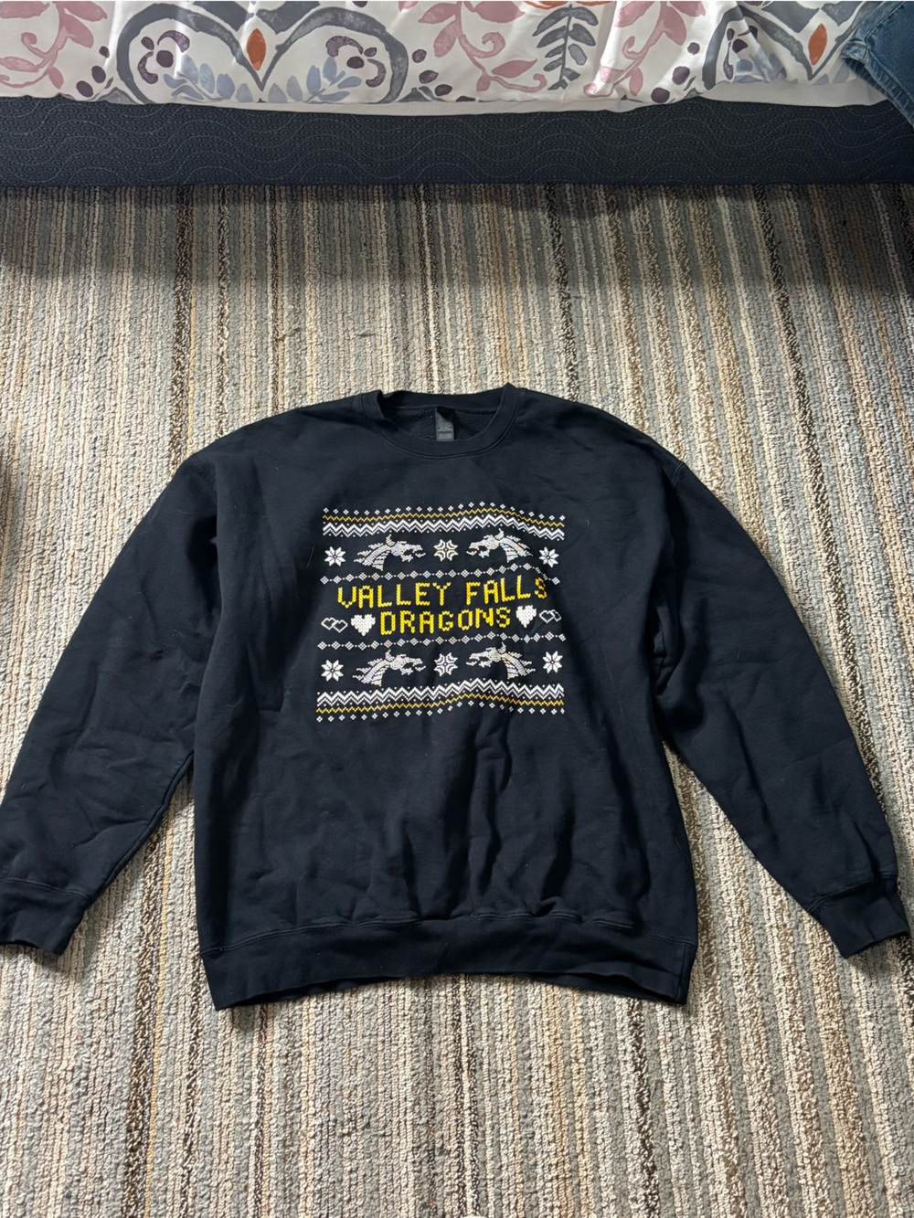Gildan Black Sweatshirt with Yellow & White Dragon Graphic